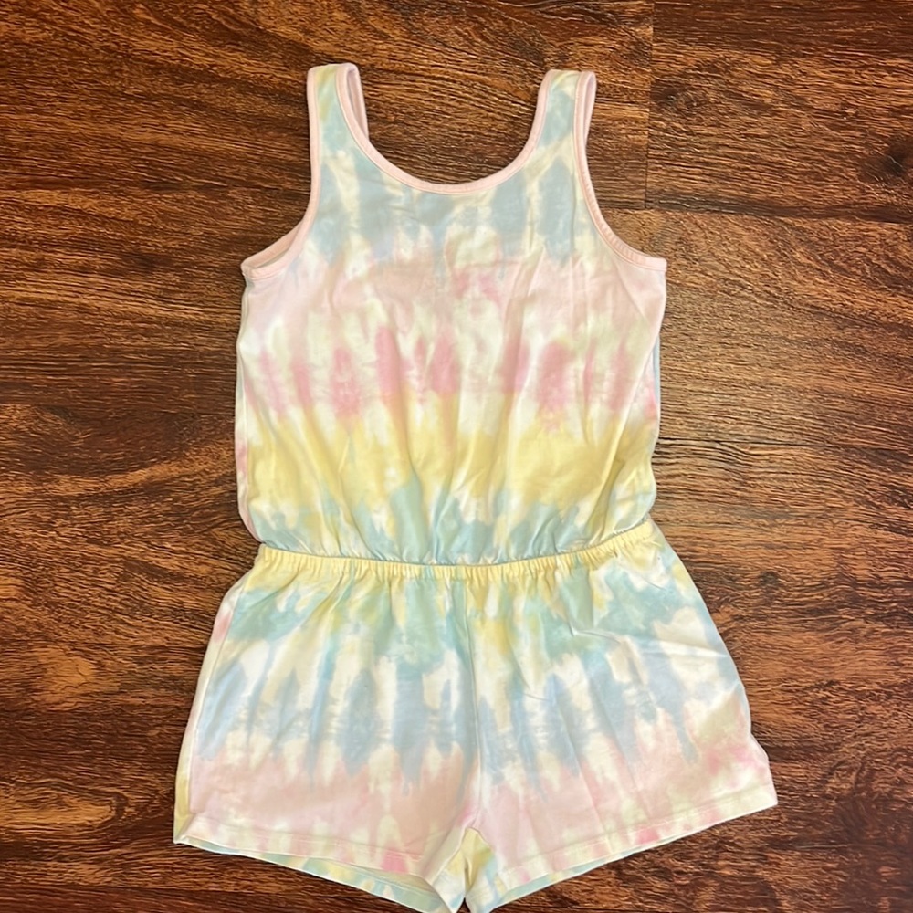 Children’s place size 5/6 tie dye romper